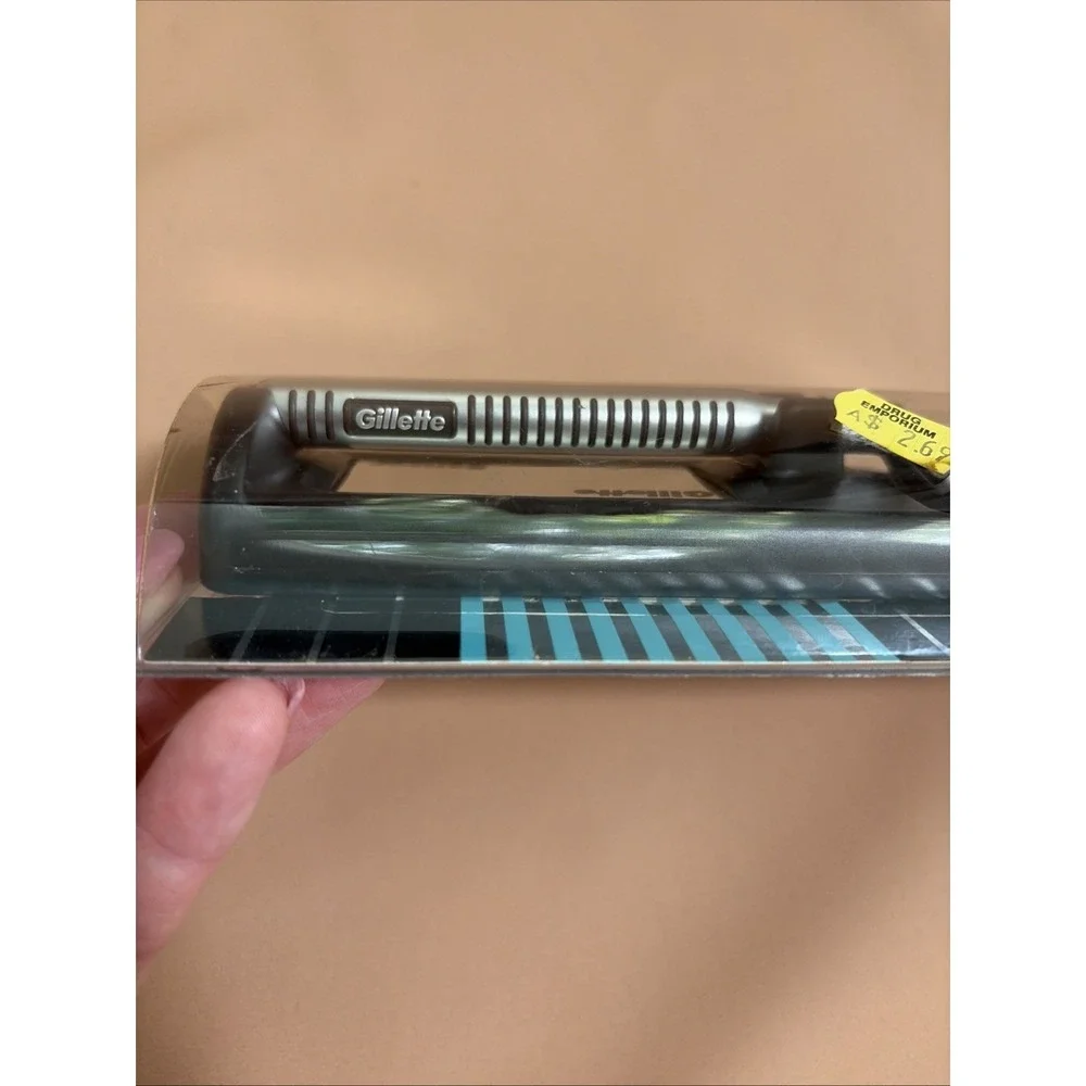 Gillette Sensor Razor (1989) - 3 Cartridges - HANDLE MADE IN USA New Old Stock